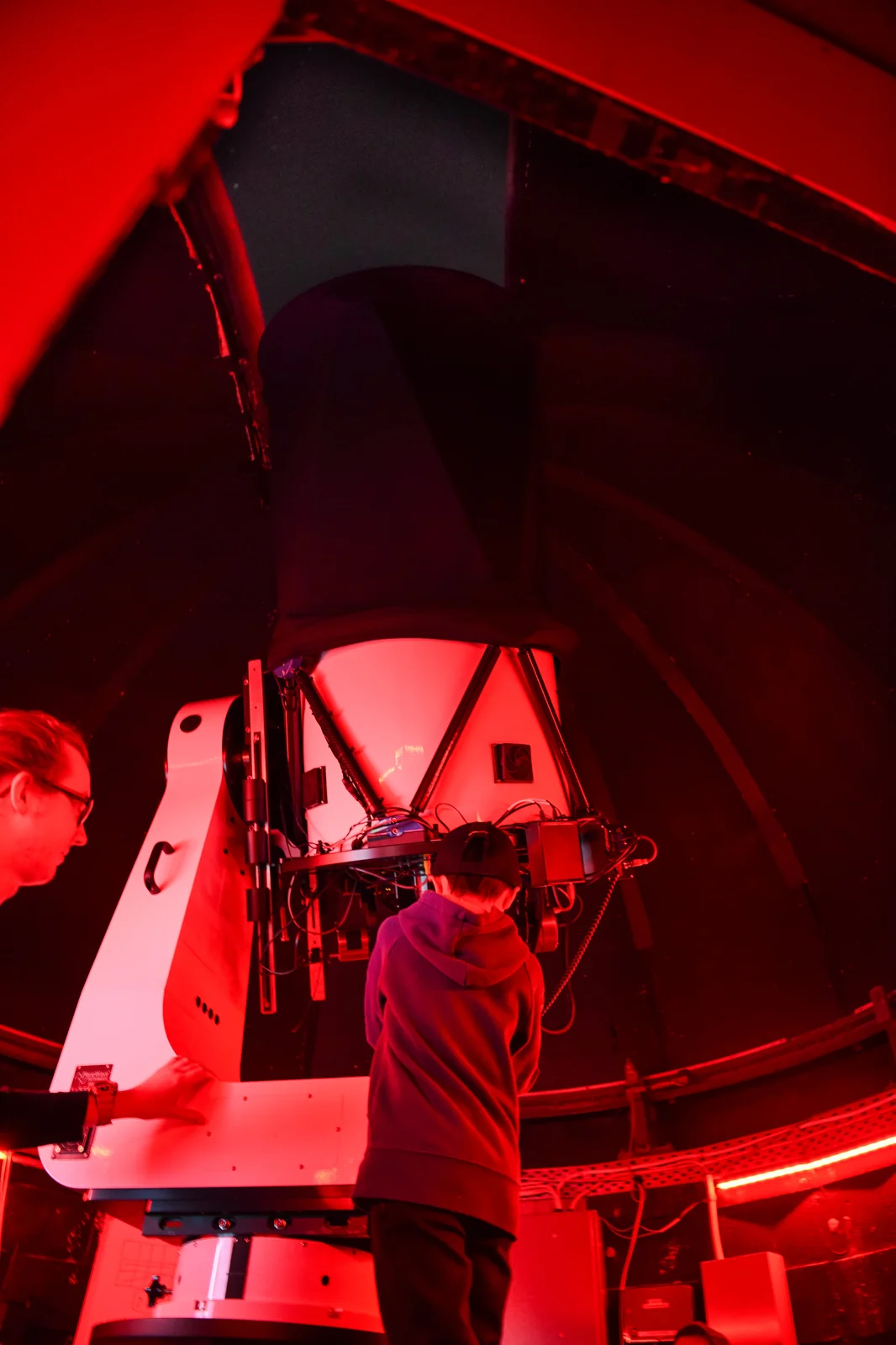 Large telescope inside dome